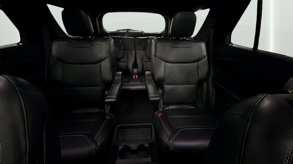 Used 2020 Ford Explorer ST w/ Premium Technology Package image 31