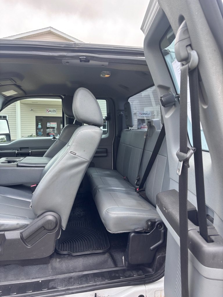Used 2016 Ford F250 XL w/ Power Equipment Group AWD/4WD image 11