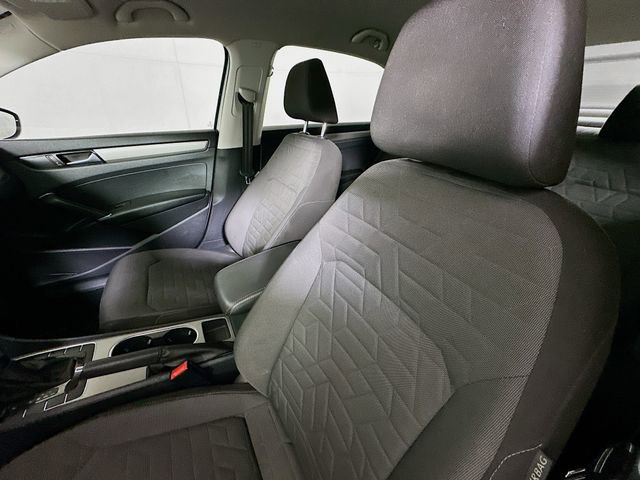 Used 2021 Volkswagen Passat 2.0T S image 20