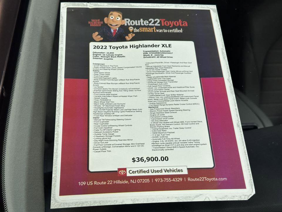 Certified 2022 Toyota Highlander XLE image 40