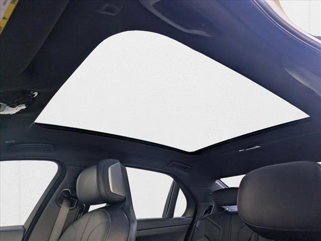 New 2025 BMW 760i xDrive image 17