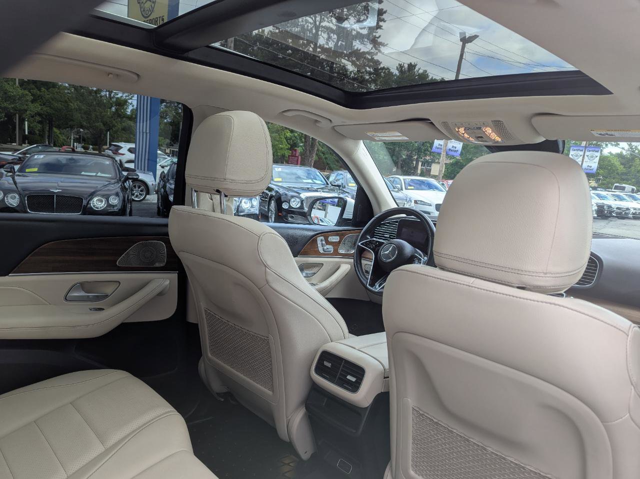 Used 2024 Mercedes-Benz GLE 450 4MATIC image 45