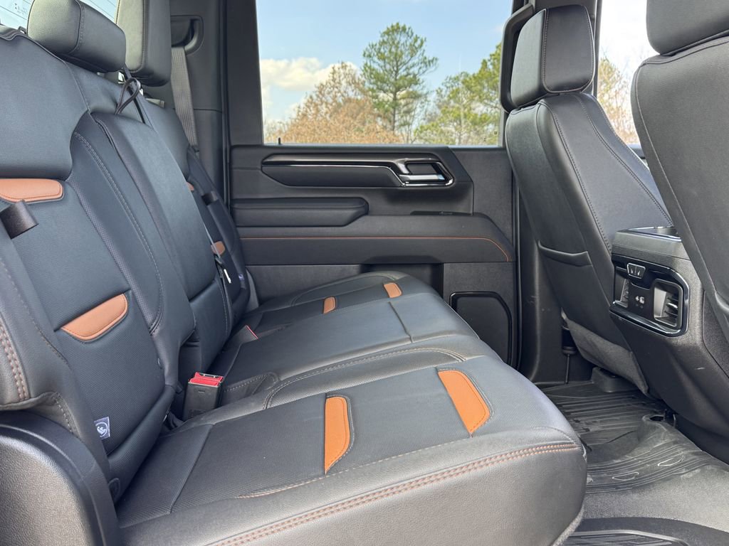 Used 2025 GMC Sierra 2500 AT4 w/ AT4 Premium Plus Package image 30