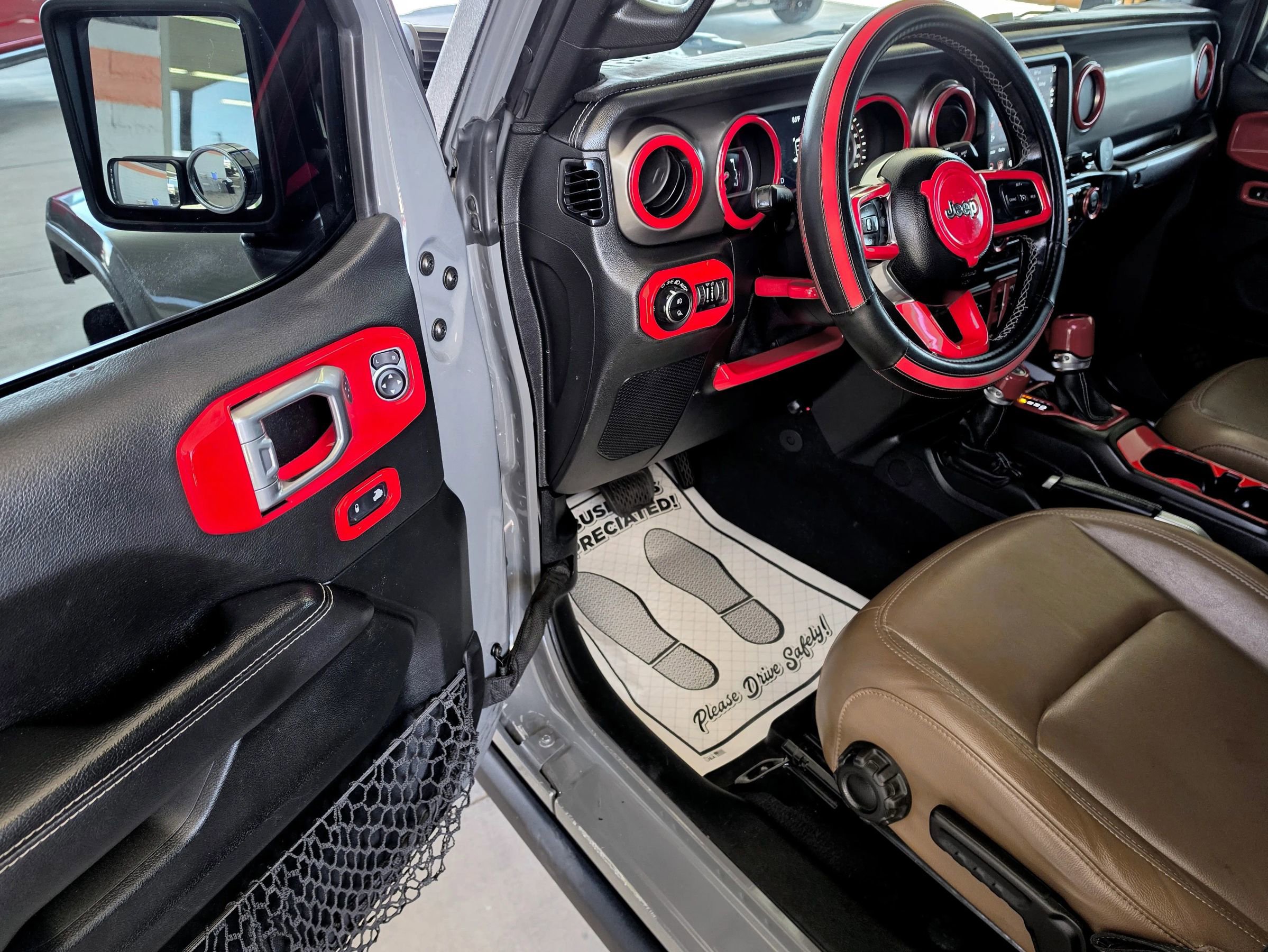 Used 2021 Jeep Gladiator Rubicon image 15