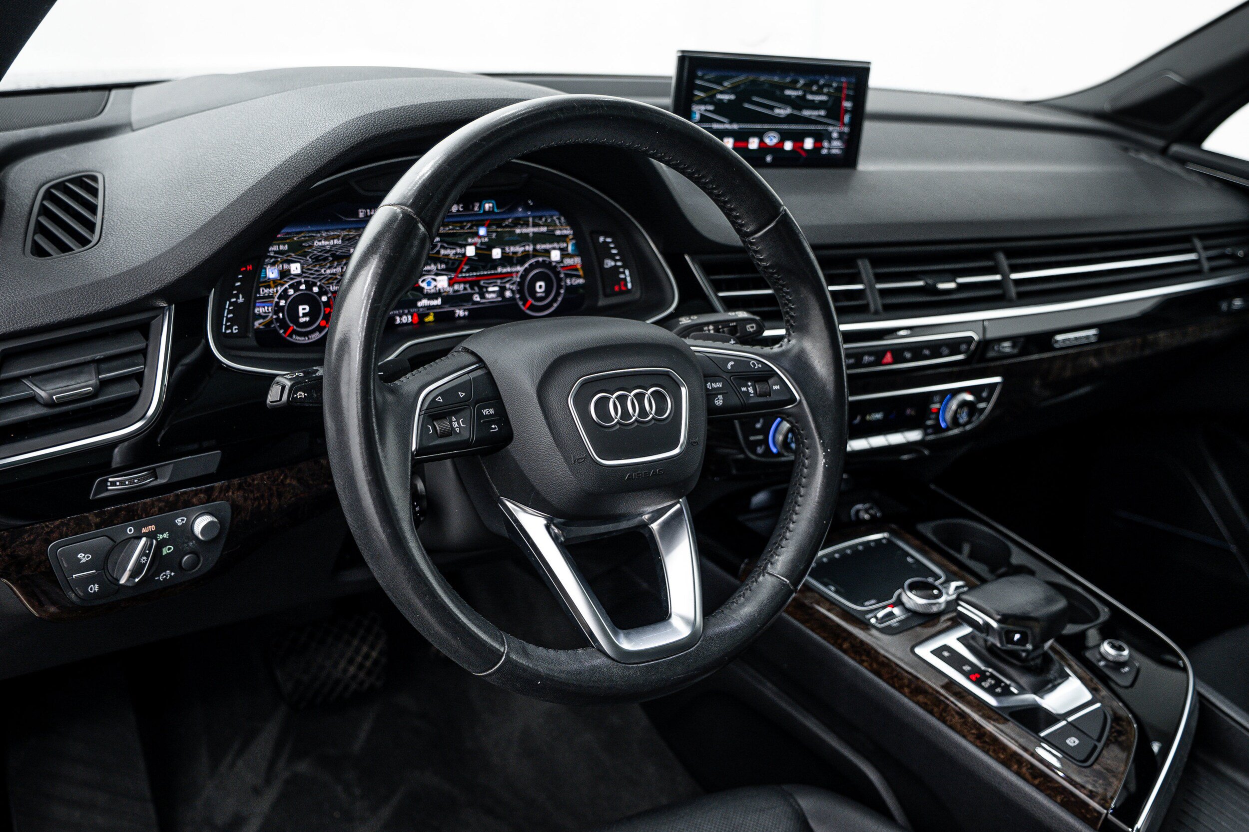 Used 2019 Audi Q7 3.0T Prestige AWD/4WD image 10