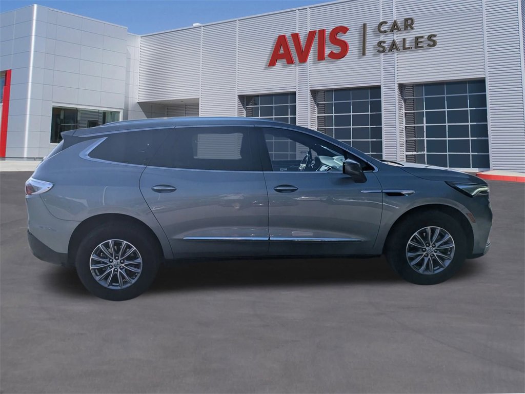 Used 2024 Buick Enclave Premium image 7