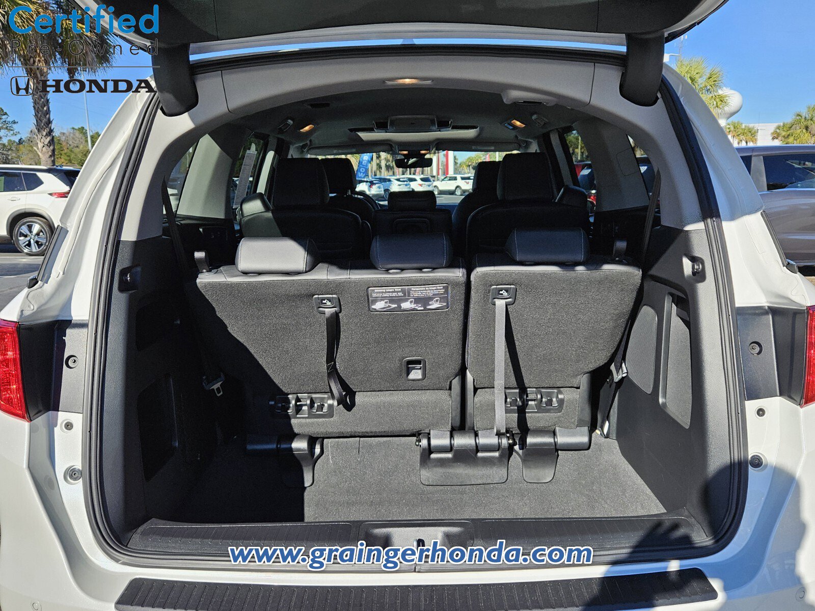 Certified 2024 Honda Odyssey Touring image 13