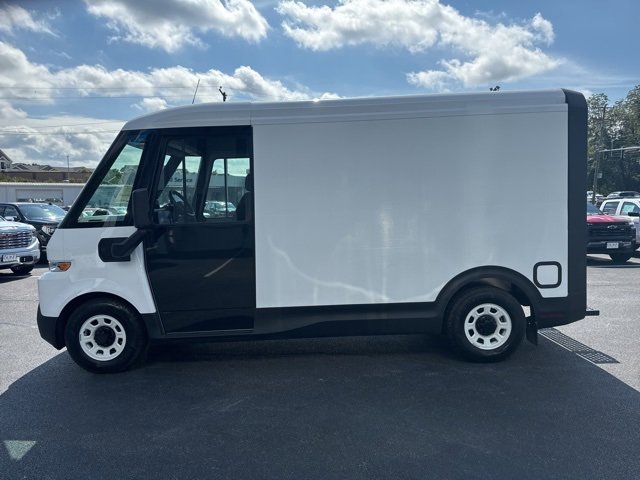 New 2025 Chevrolet Brightdrop 400 image 17