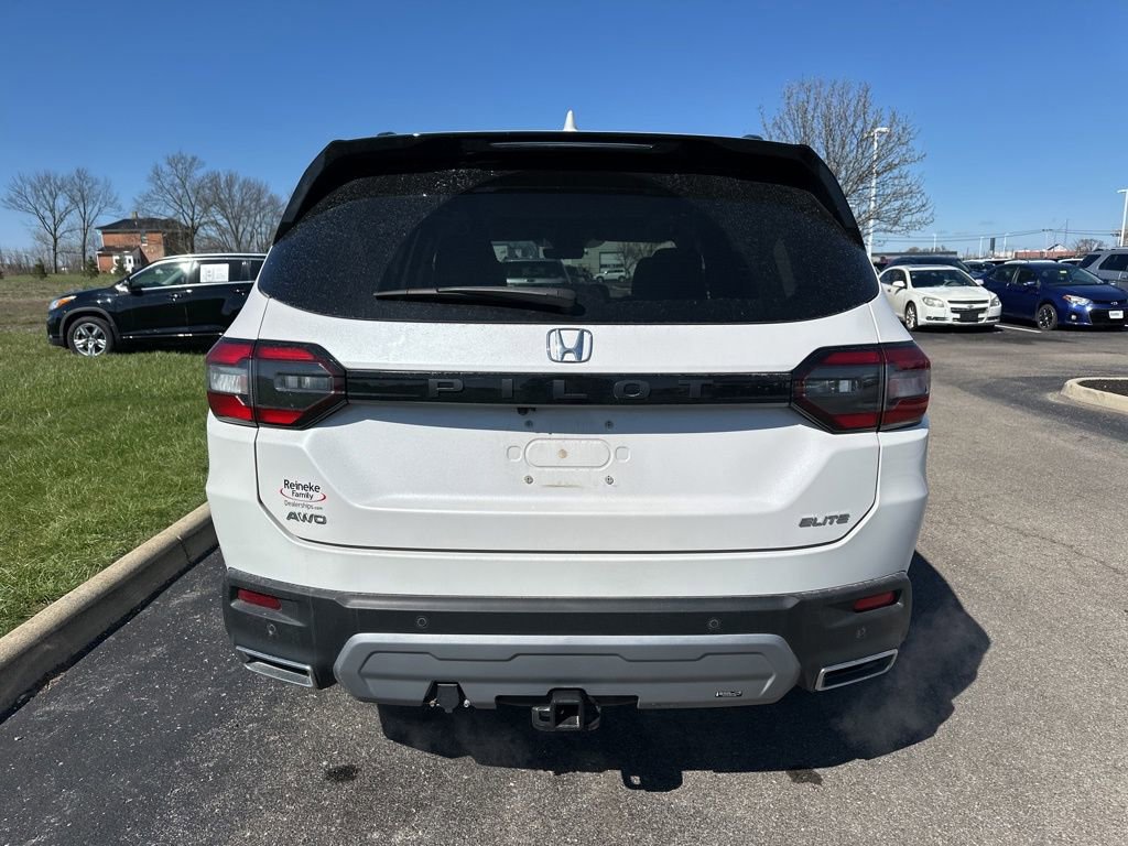 Used 2023 Honda Pilot Elite image 9