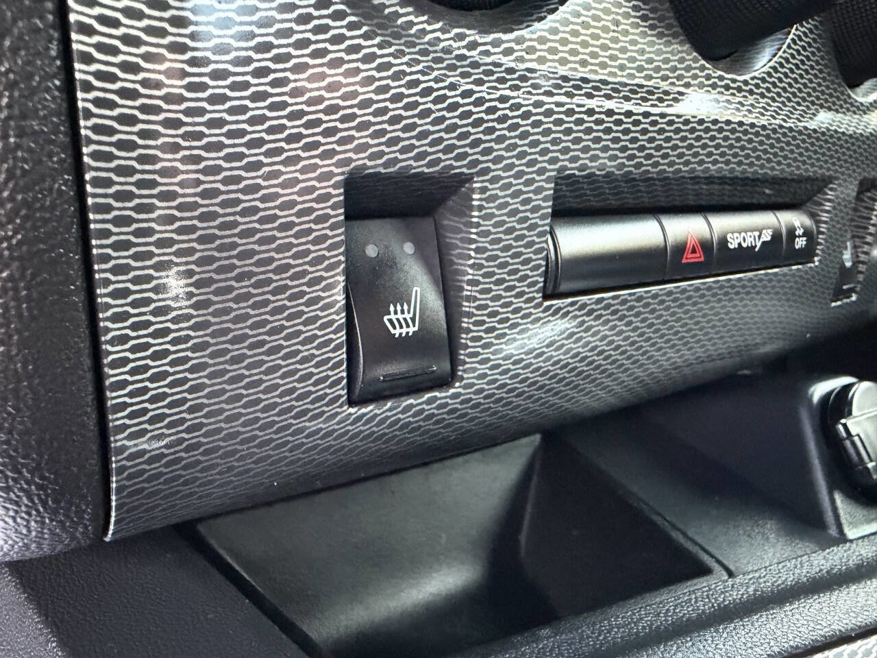 Used 2013 Dodge Challenger R/T Plus image 26