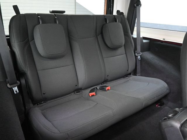 Used 2021 Jeep Wrangler Sport AWD/4WD image 13