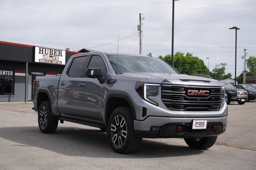 Used 2024 GMC Sierra 1500 AT4 w/ Technology Package AWD/4WD image 9