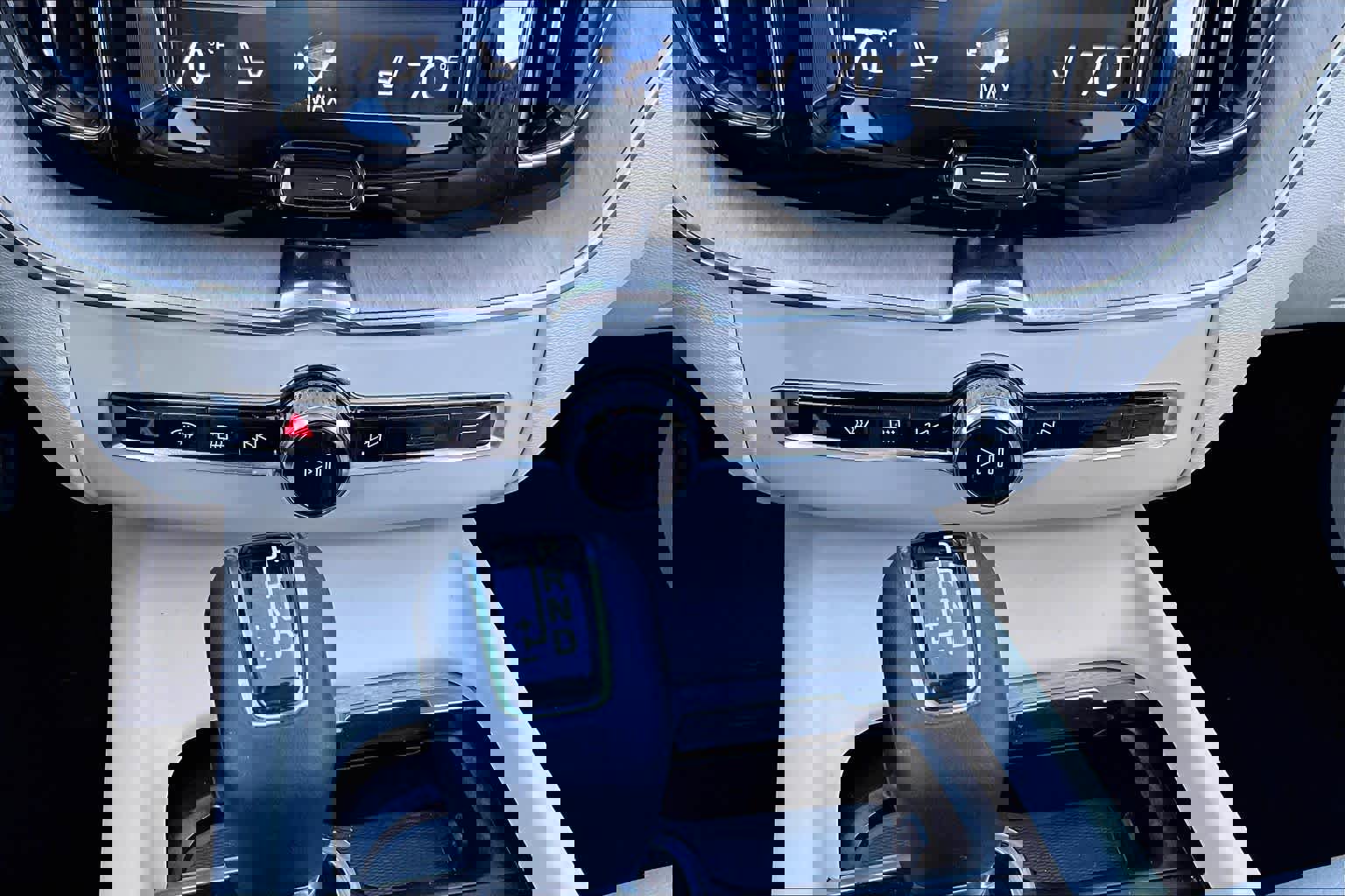 Used 2020 Volvo XC60 T5 Inscription w/ Protection Package Premier image 33