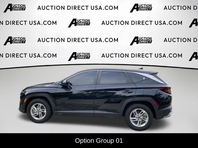 Used 2025 Hyundai Tucson SE FWD image 2
