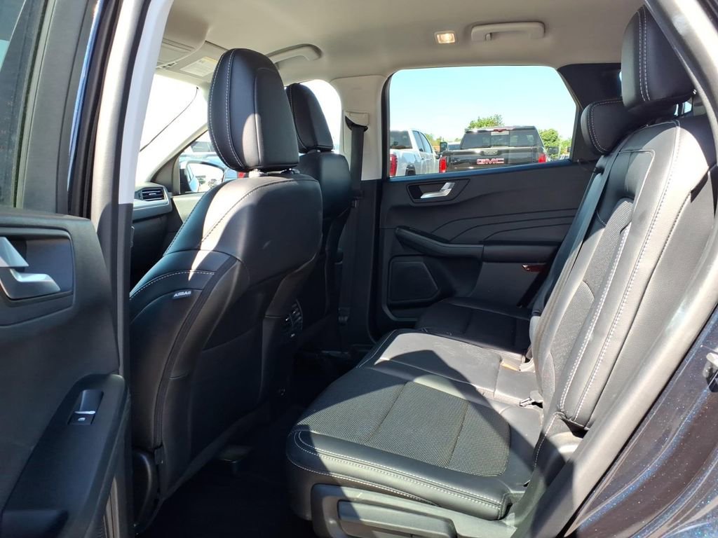 Used 2021 Ford Escape SEL FWD image 9