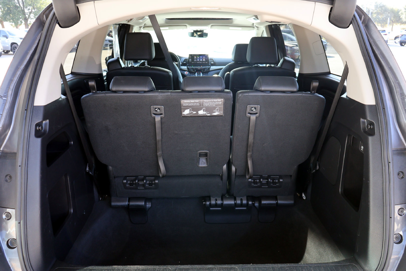 Used 2025 Honda Odyssey EX-L image 10