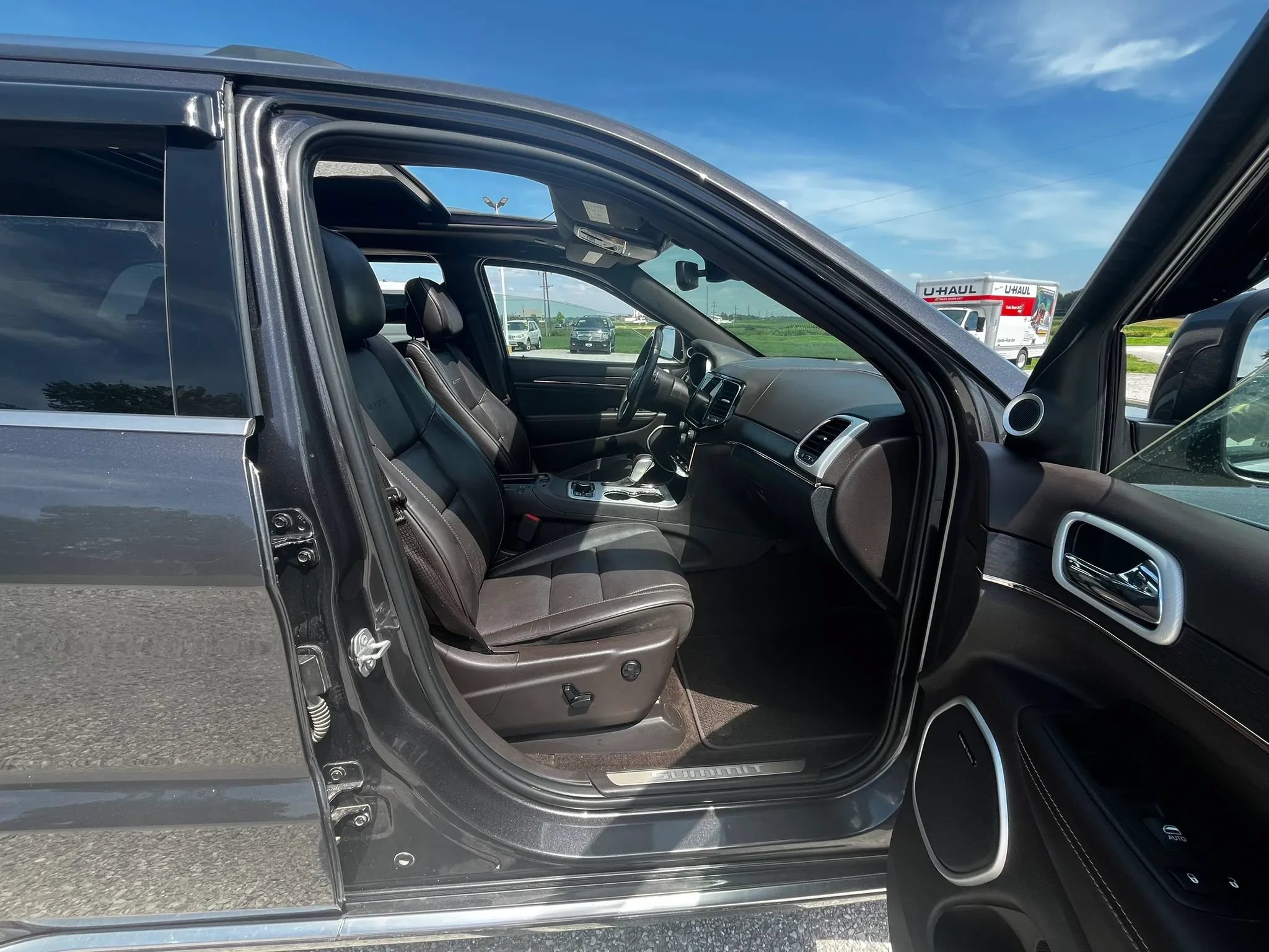 Used 2019 Jeep Grand Cherokee Summit w/ Platinum Series Group AWD/4WD image 10