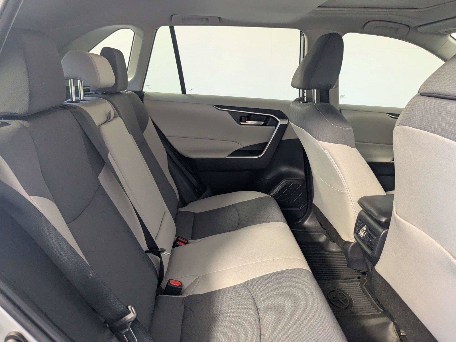 Used 2025 Toyota RAV4 XLE w/ Convenience Package FWD image 29