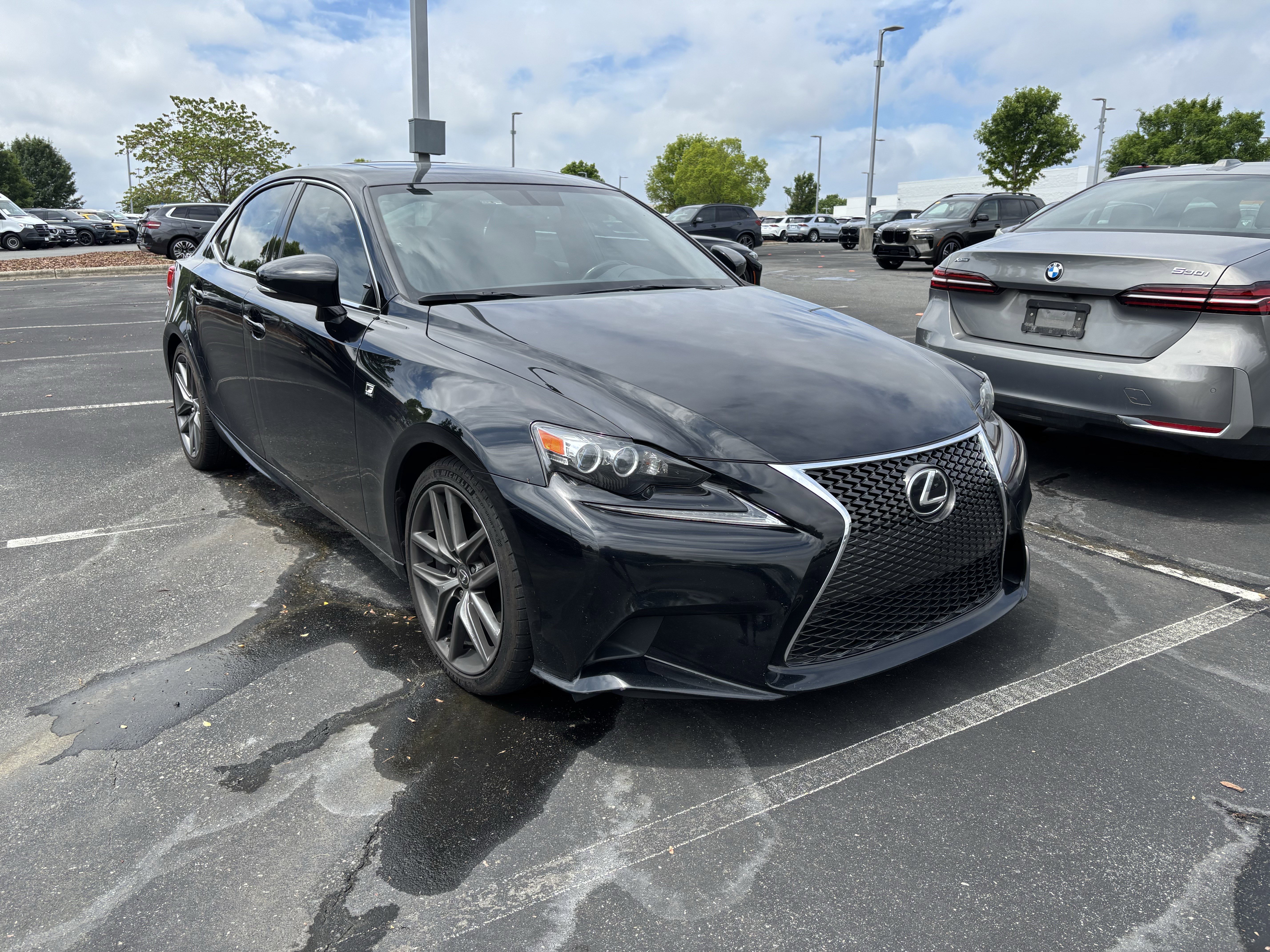 Used 2016 Lexus IS 350 w/ F Sport Package RWD image 2