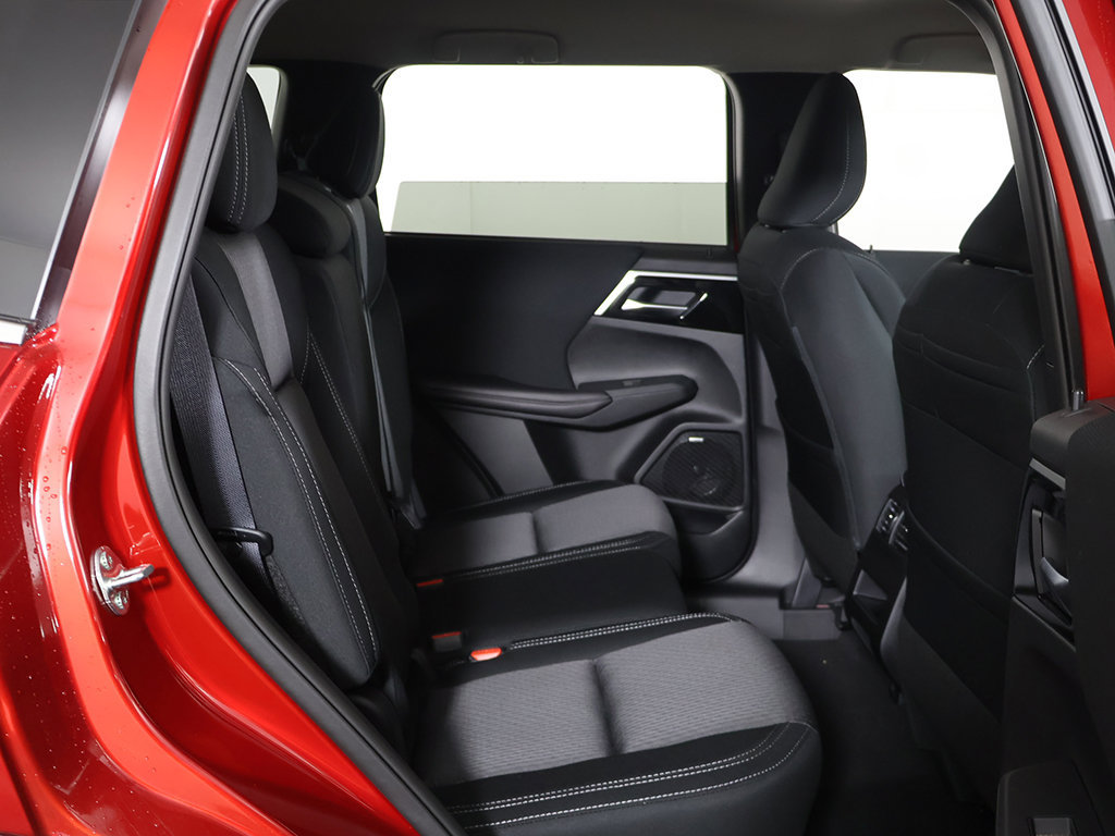 New 2026 Mitsubishi Outlander ES AWD/4WD image 31