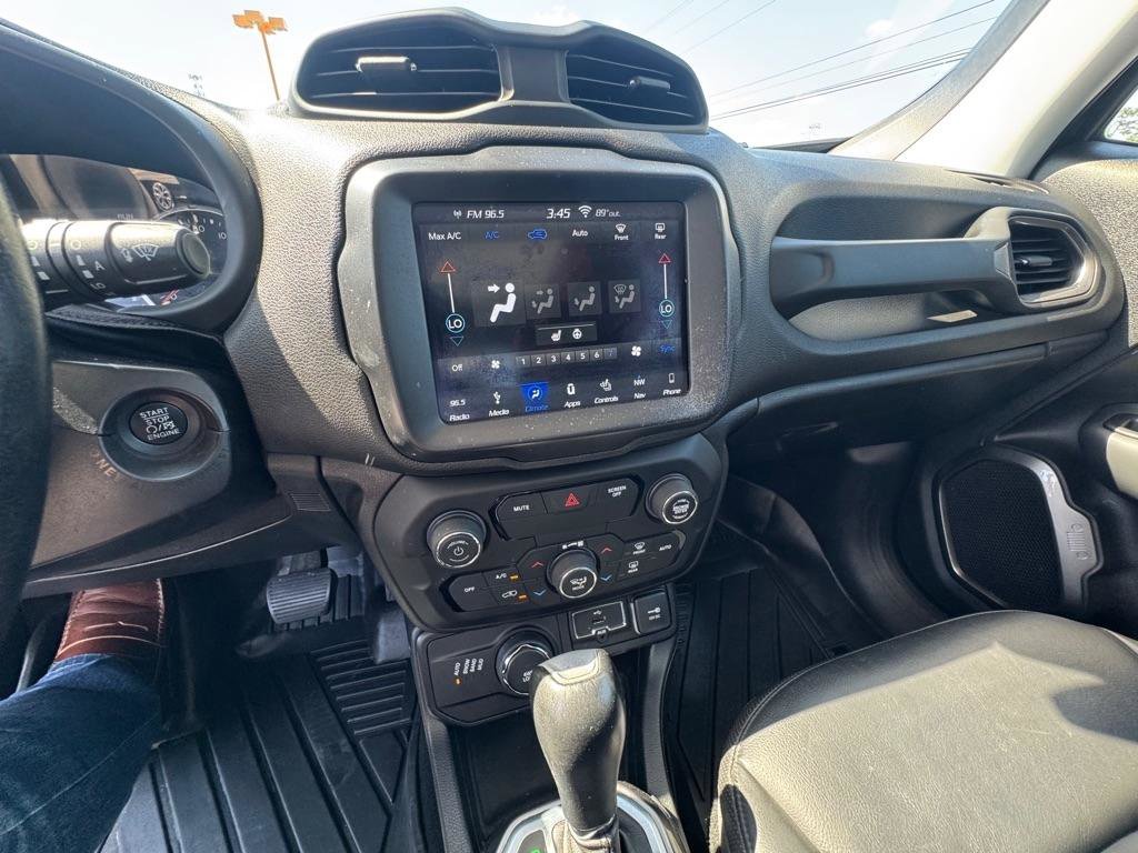 Used 2019 Jeep Renegade Limited w/ UConnect 8.4 Nav Group AWD/4WD image 16