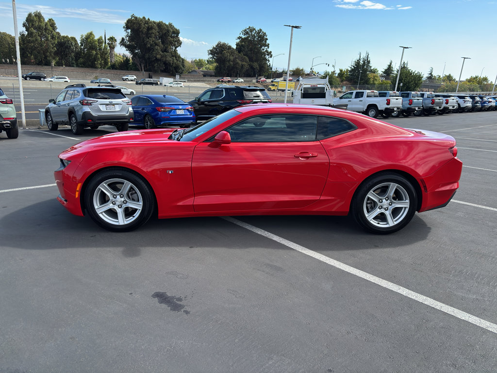 Used 2023 Chevrolet Camaro LT image 2