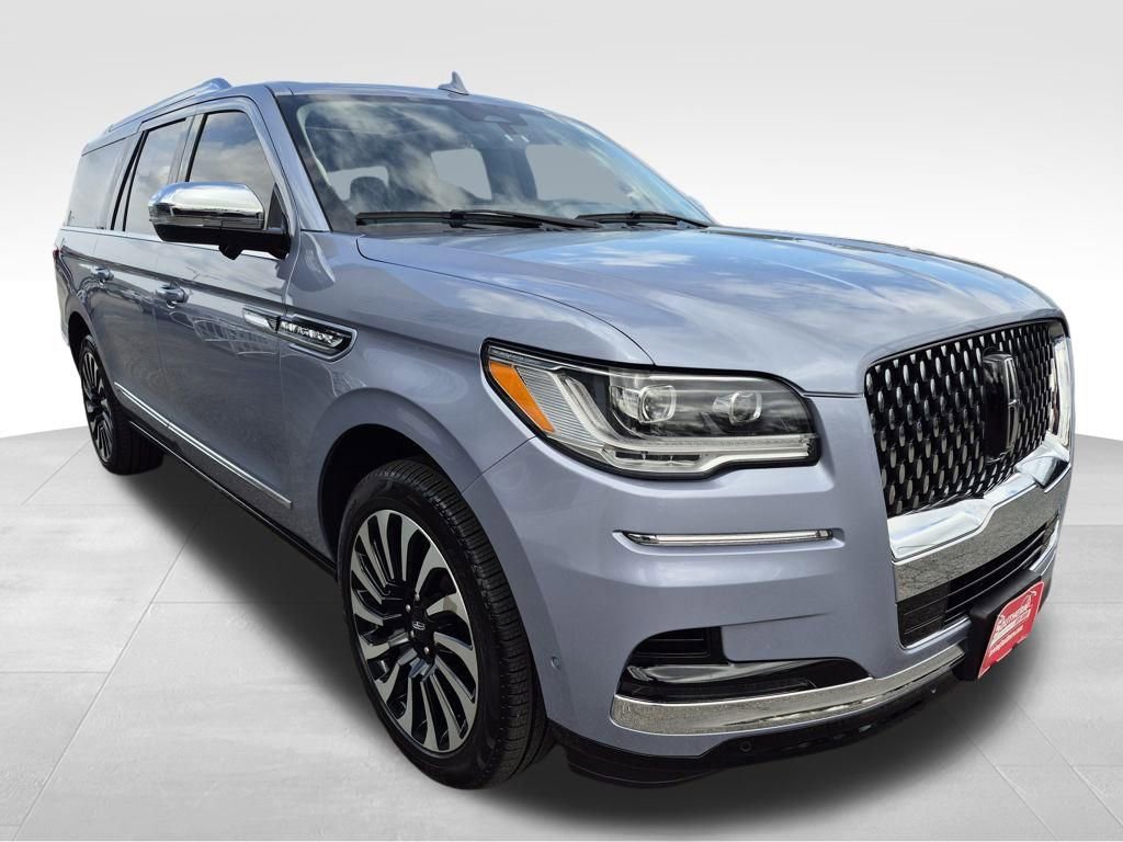 Used 2024 Lincoln Navigator L Black Label image 7