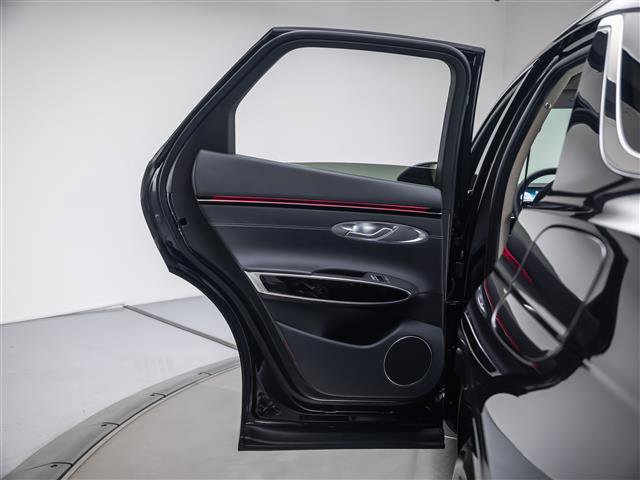 New 2026 Genesis GV70 2.5T image 30