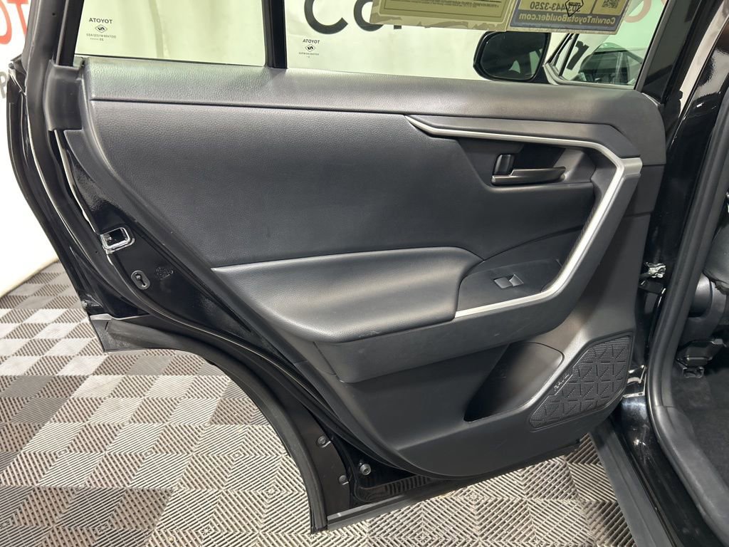 Used 2024 Toyota RAV4 LE image 18