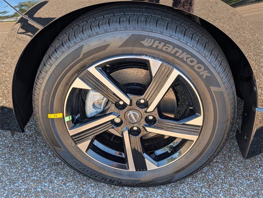 New 2025 Nissan Sentra SV w/ All-Weather Package image 24