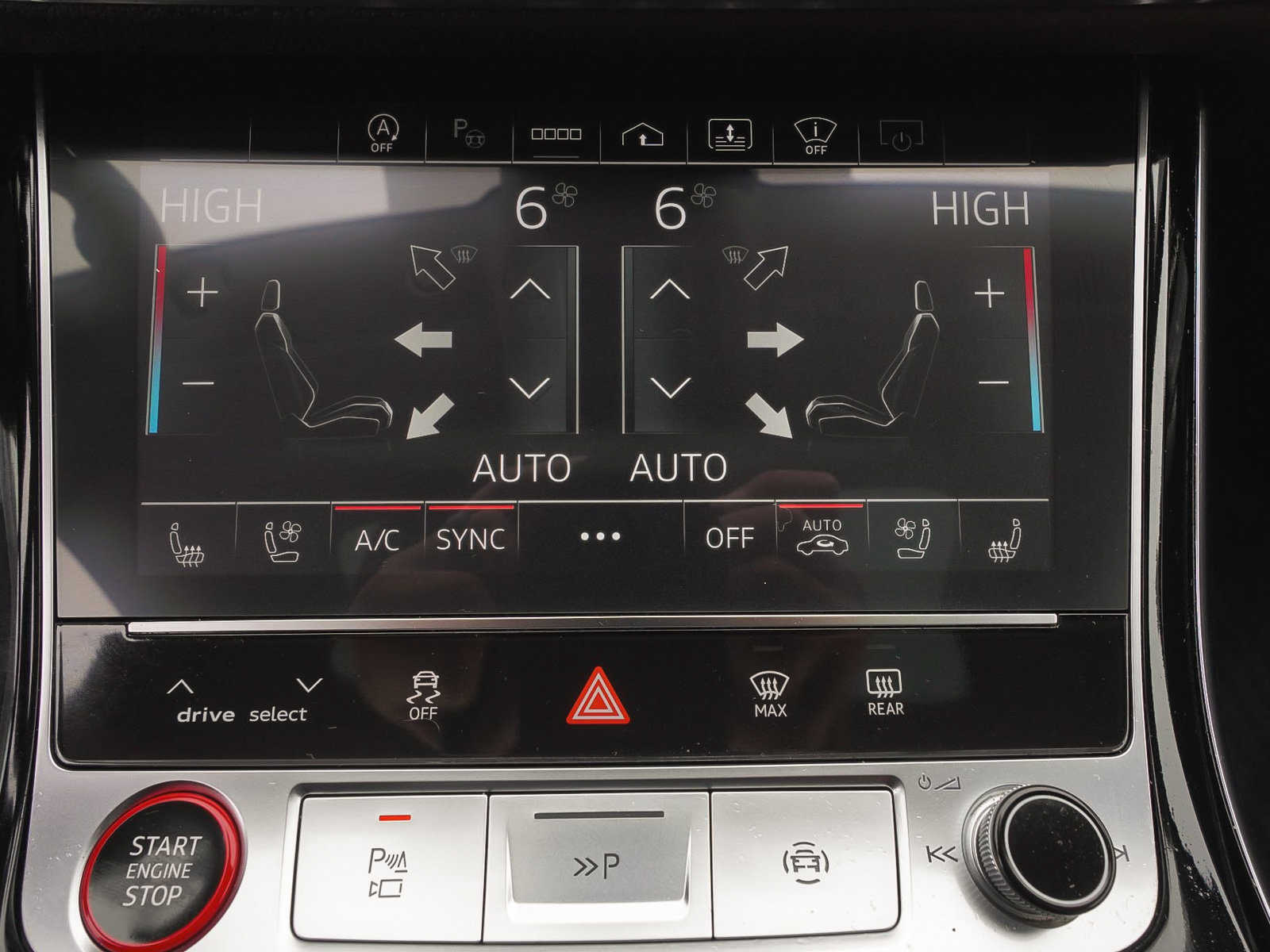 Used 2023 Audi S8 w/ S8 Comfort Plus Package AWD/4WD image 23