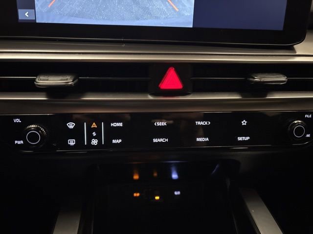 Certified 2024 Kia Sorento LX image 19