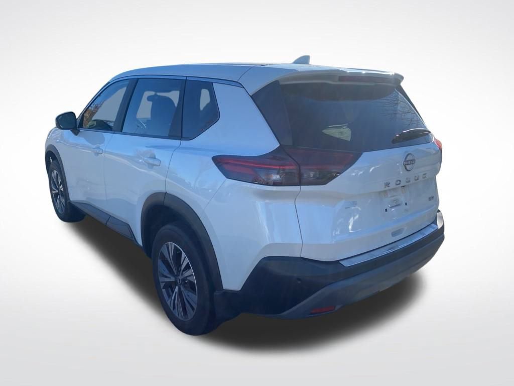 Used 2023 Nissan Rogue SV image 5