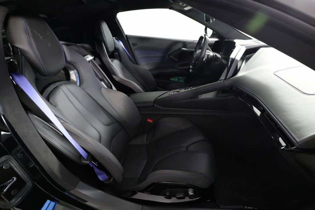 Used 2026 Chevrolet Corvette ZR1 w/ ZR1 Carbon Fiber Aero Package image 12