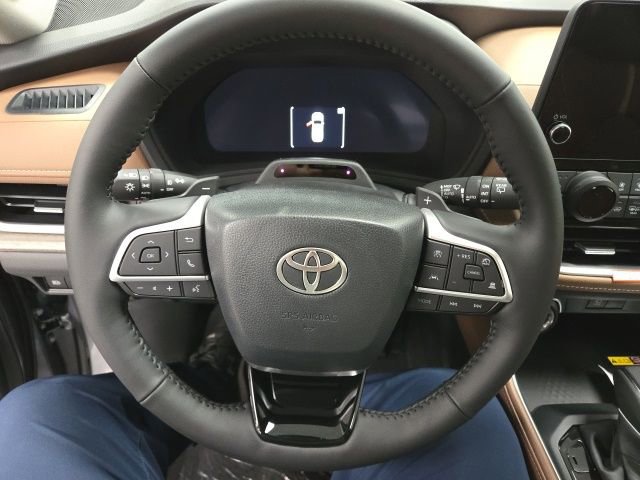 New 2026 Toyota Grand Highlander Platinum image 33