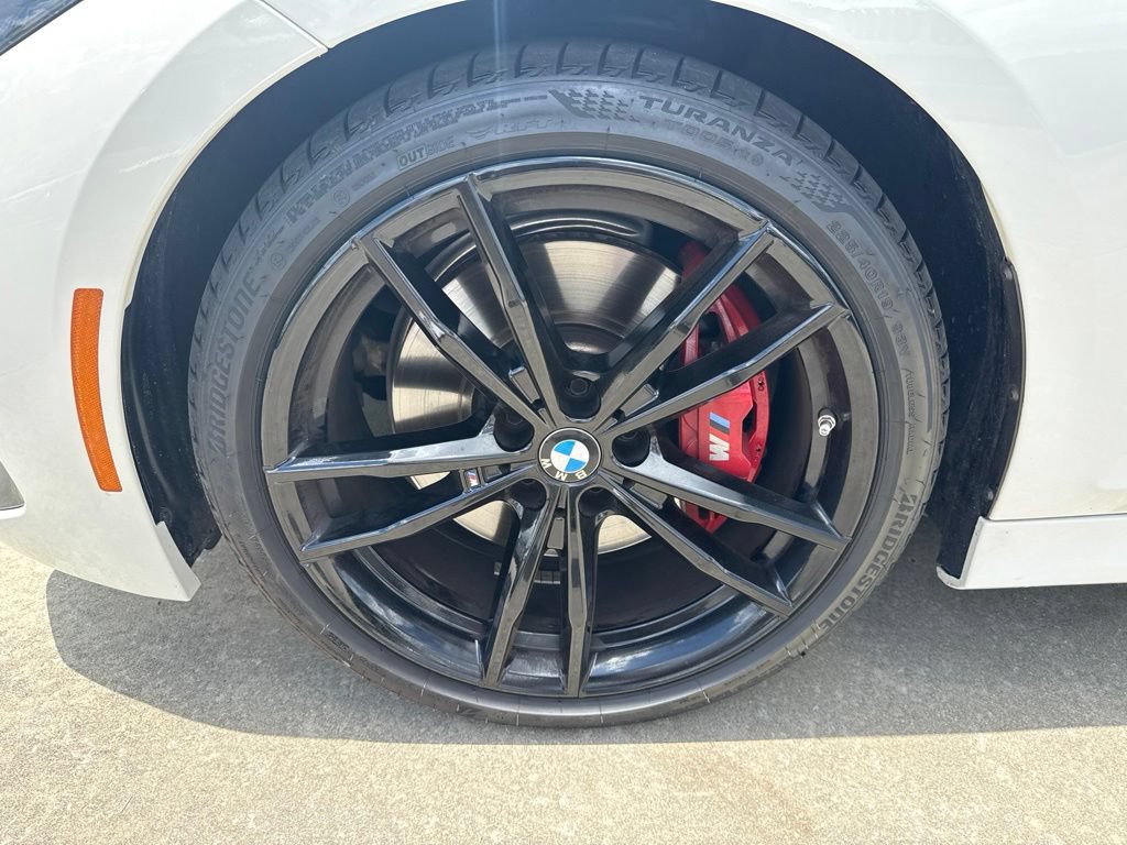 Certified 2023 BMW 330i Sedan w/ M Sport Package RWD image 9