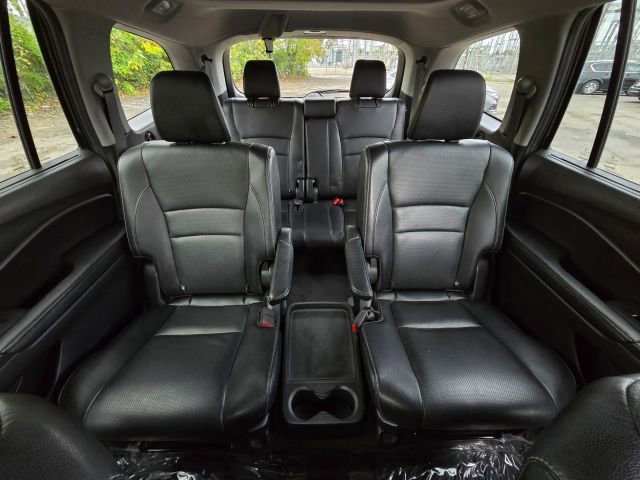 Used 2018 Honda Pilot Elite image 19