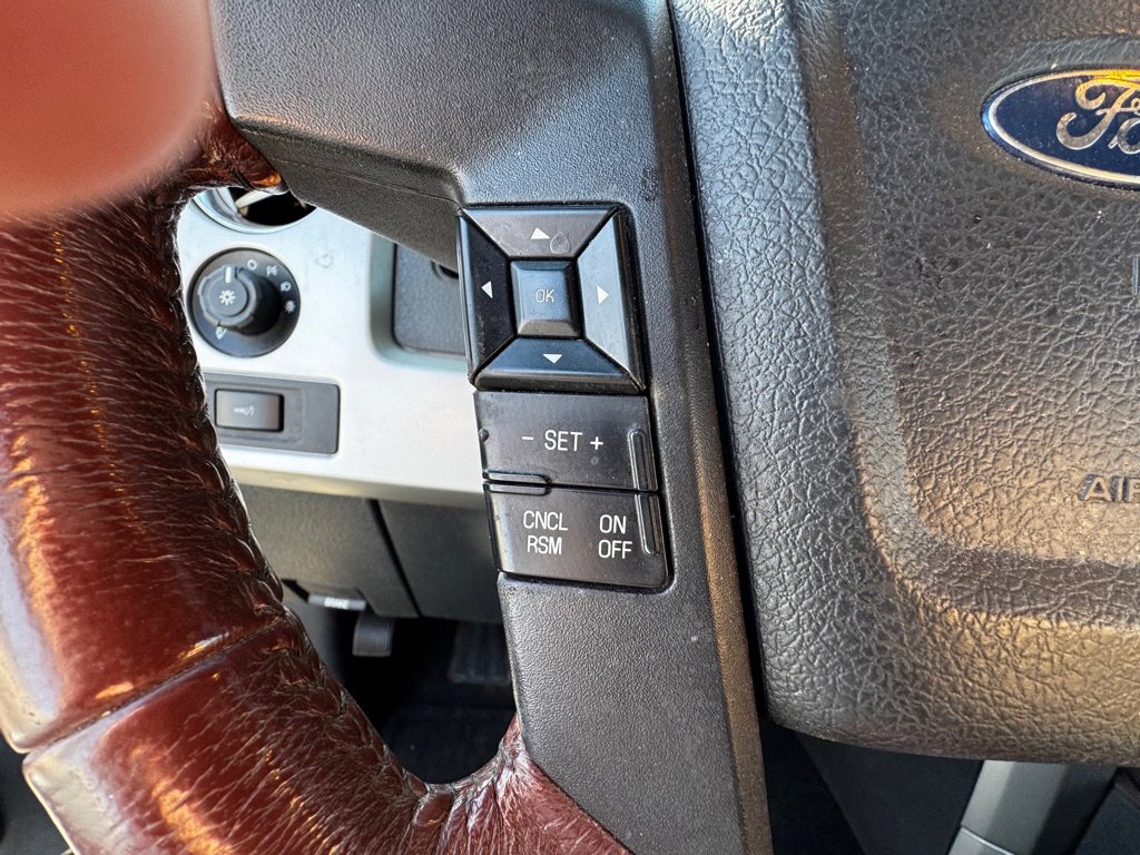 Used 2014 Ford F150 King Ranch w/ King Ranch Luxury Package image 17