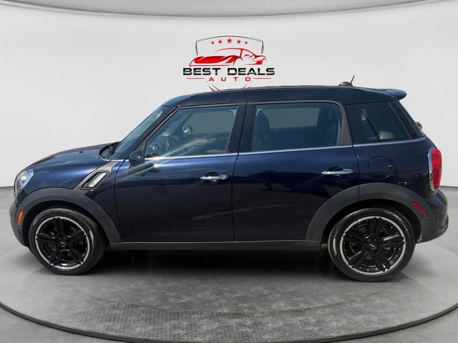Used 2015 MINI Cooper Countryman S FWD image 2