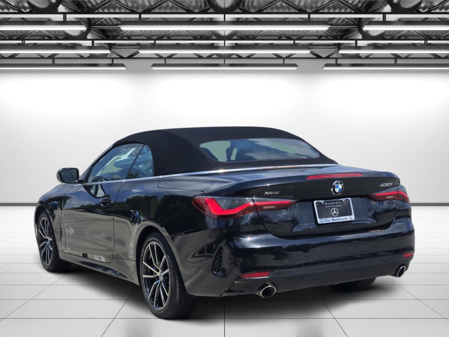 Used 2022 BMW 430i xDrive Convertible w/ Convenience Package AWD/4WD image 7