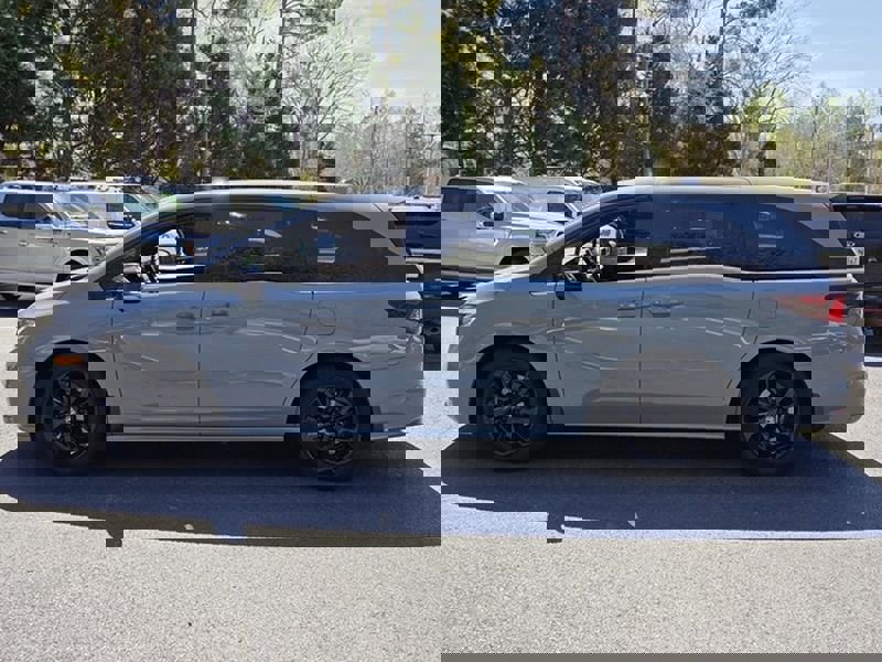 Used 2023 Honda Odyssey Sport image 5