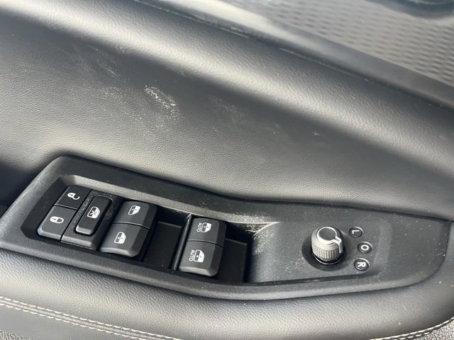 New 2025 Jeep Grand Cherokee L Laredo w/ Luxury Tech Group I image 24