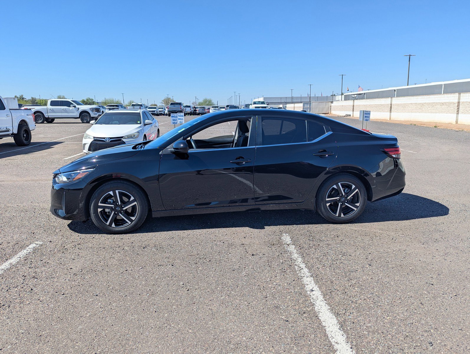 Used 2024 Nissan Sentra SV image 2
