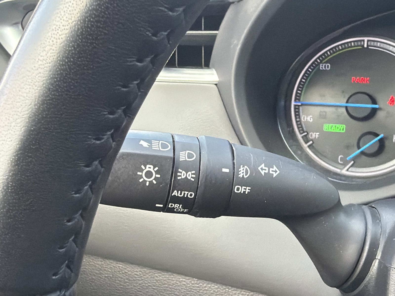Used 2023 Toyota Venza XLE AWD/4WD image 22