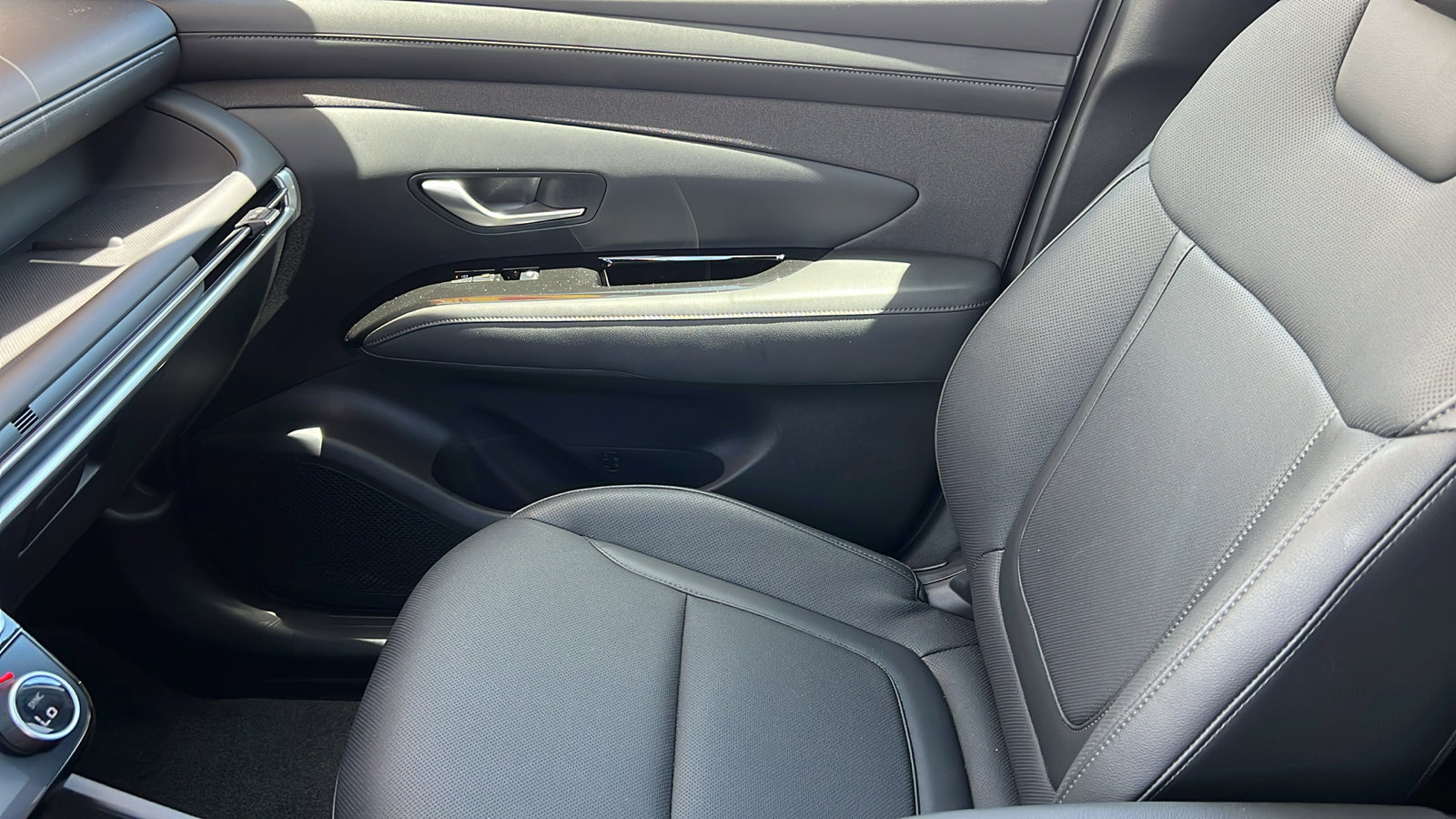 Used 2025 Hyundai Santa Cruz SEL AWD/4WD image 19
