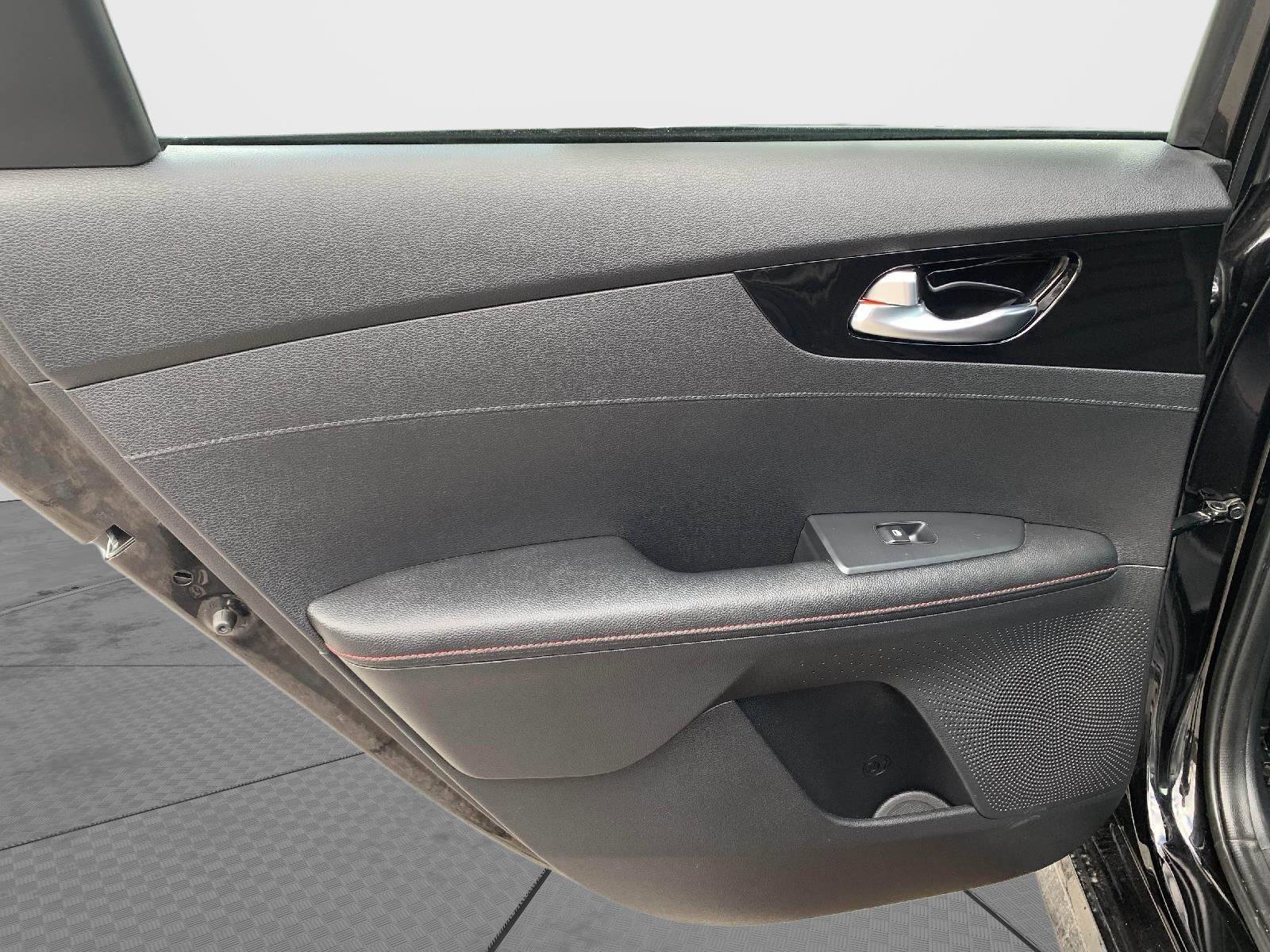 Used 2021 Kia Forte GT w/ GT2 Package image 33