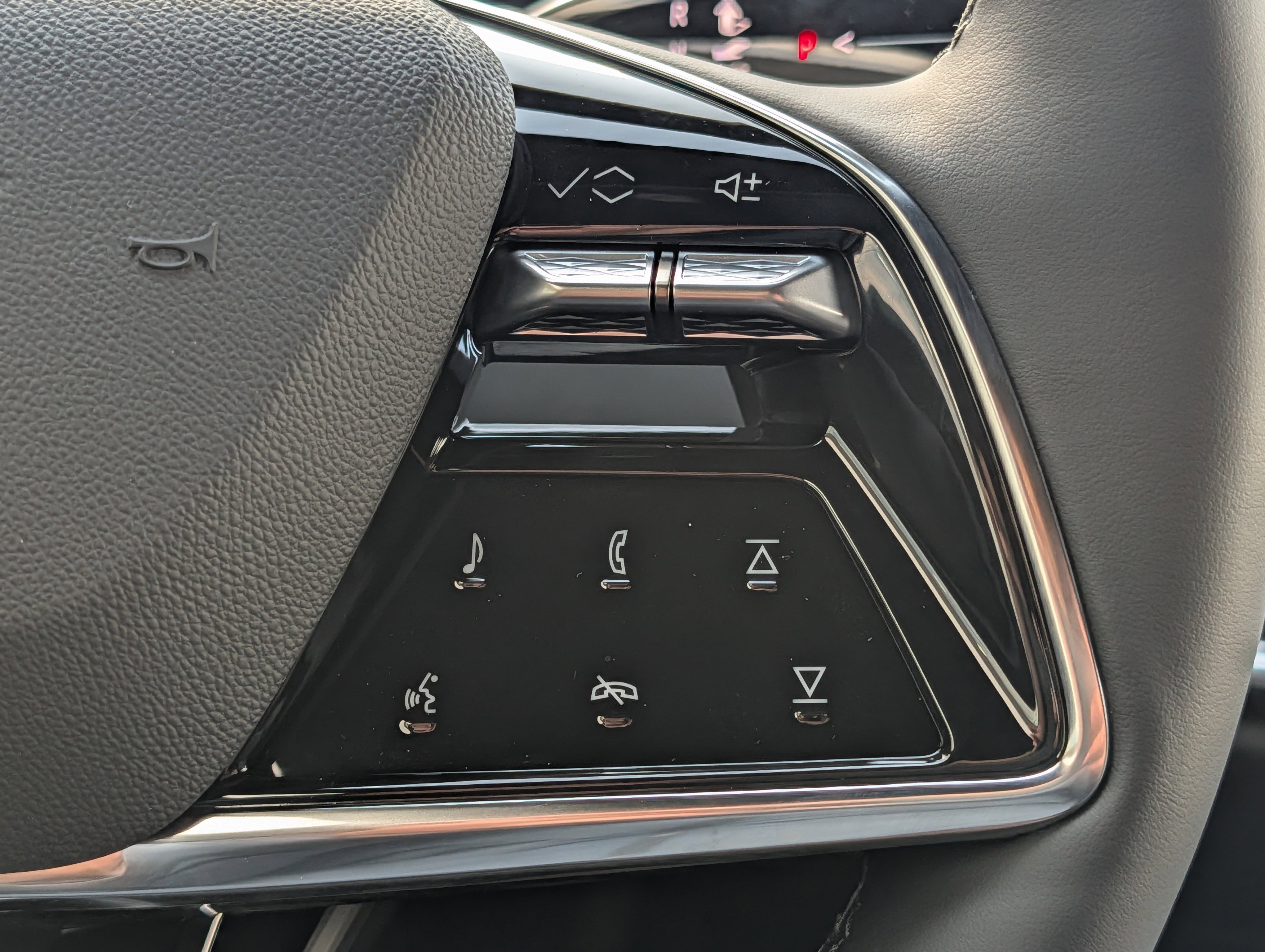 New 2026 Cadillac Lyriq Sport image 24