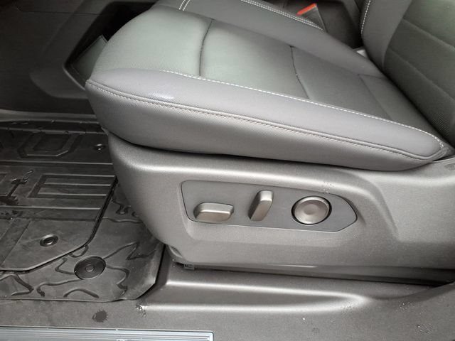 New 2026 GMC Hummer EV SUV AWD/4WD image 14
