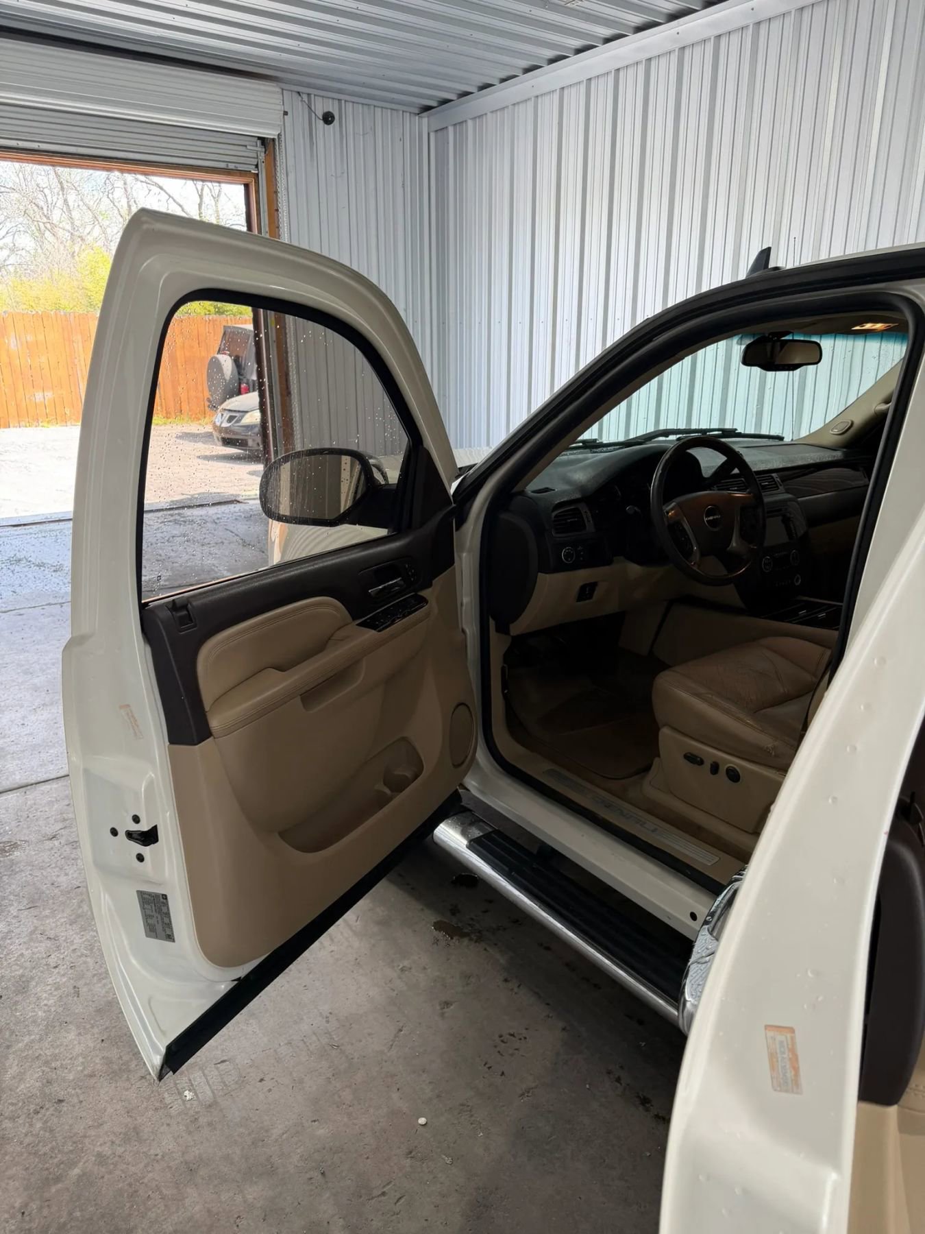 Used 2010 GMC Sierra 1500 Denali image 8