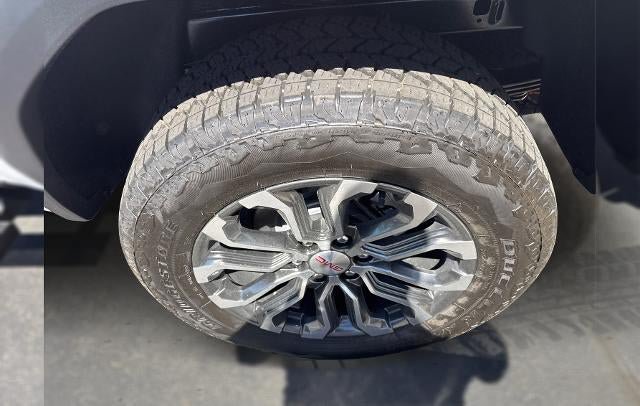 New 2026 GMC Canyon Denali AWD/4WD image 9